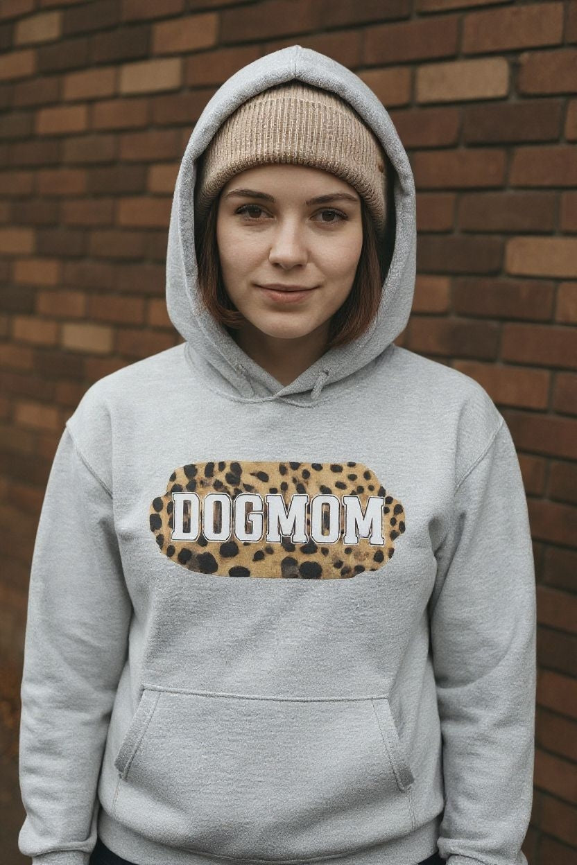 Dogmom Hoodie Damen grau mit Hund Motiv
